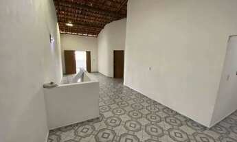 Imagem 3: Iv Casa para venda possui 10 metros quadrados com 2 quartos em Farolândia - Aracaju - SE