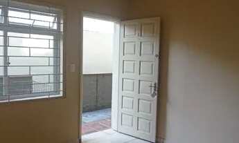 Imagem 6: Residência com 2 quartos para alugar por R$ 1000.00, 42.00 m2 - VILA IZABEL - CURITIBA/PR