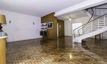 Imagem 4: Planalto Paulista Casa de 2 andares, no centro do terreno perto do Clube Syrio ,em Indian