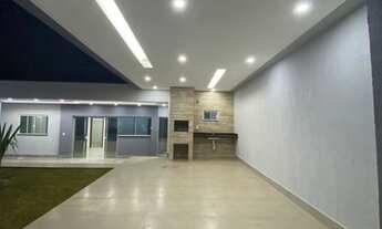 Imagem 4: Ágio Porteira Fechada casa alto padrão em águas lindas 2 suítes + 1 quarto Piscina