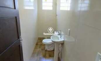 Imagem 7: Casa Comercial no Bairro Glória, 4 Salas, Banheiro, Excelente Localização, Travessa da Rua