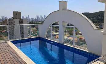 Imagem: Apartamento com 2 suites, com piscina no