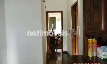 Imagem 4: Casa para venda tem 368 metros quadrados com 3 quartos