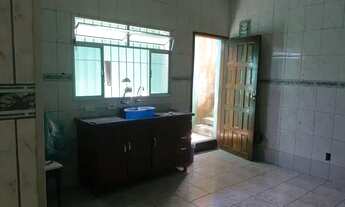 Imagem: Alugo 3 comodos com alguns móveis