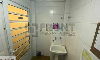 Imagem 6: Apto com um dormitório com bastante claridade e em