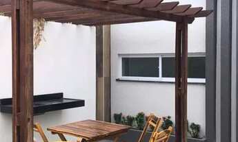 Imagem 4: Casa com três quartos sendo dois suítes - 102m²