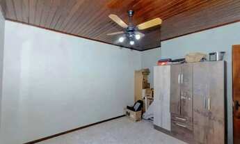 Imagem 6: Casa à venda com 3 dormitórios, 1 suíte e espaço gourmet em terreno alto