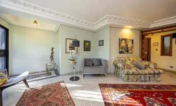 Imagem 7: Imóvel para venda possui 330 metros quadrados com 3 quartos em Boa Vista - Curitiba - PR