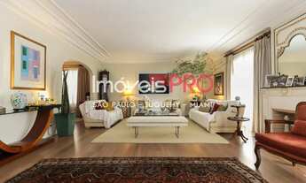 Imagem 2: 330m² com excelente localização no Morro dos Ingleses