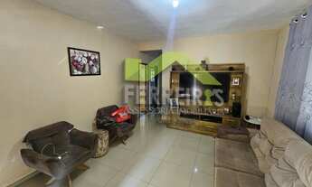 Imagem 2: Casa com 3 quartos e garagem perto da Aut. Club