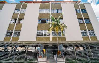 Imagem 2: Locação - Apartamento de 03 quartos com 02 vagas de garagem na Rua Espírito Santo