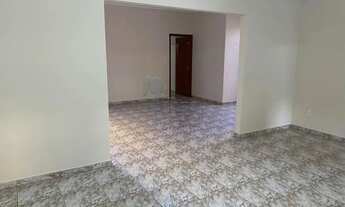 Imagem: Casa de 186m² com 03 quartos para venda