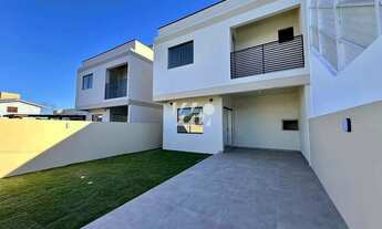 Imagem 2: Sobrado com 2 suítes em terreno individual em Garopaba - imv