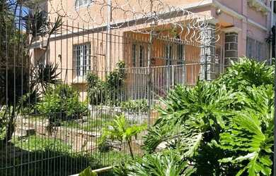 Imagem 4: Amplo Terreno com Casa no Partenon