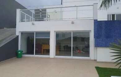 Imagem 3: Casa de condomínio para venda tem 317 metros quadrados com 3 quartos