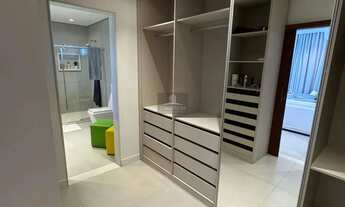 Imagem 5: Mansão de Luxo à Venda na Praia do Forte: 5 Suítes, 654,95 m² de Puro Conforto!