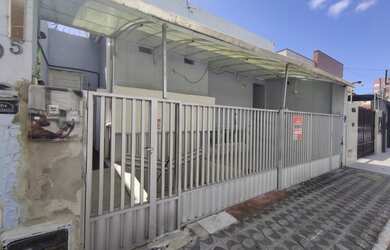 Imagem 4: Casa / Ponto Comercial no centro de Aracaju na rua Siriri, em frente à Faculdade Amadeus