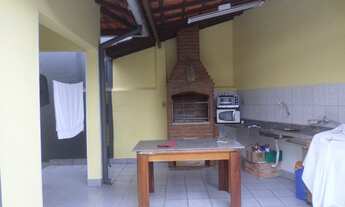 Imagem 4: Casa lado Praia com 3 quartos, 4 vagas, Jardim, Churrasqueira, no Solemar - Praia Grande