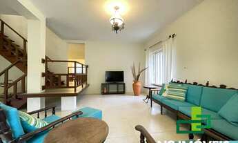 Imagem 5: Venda - Belo Sobrado Com 3 Pavimentos no Condomínio Mar Verde