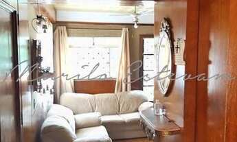 Imagem 7: SOBRADO DE FRENTE A PRAÇA