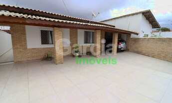 Imagem 5: Casa perto da praia com 3 dormitórios