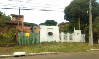 Imagem: Casa com 02 dormitórios, sala, cozinha