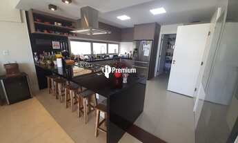 Imagem 7: Casa de condomínio para venda tem 440 metros quadrados com 4 quartos