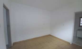 Imagem 3: ÓTIMA CASA COM 01 DORM, VARANDA E VAGA PARA LOCAÇÃO NA PENHA - SÃO PAULO - SP