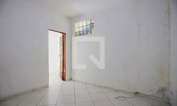 Imagem 3: Casa de Condomínio para Aluguel - Jardim Rio das Pedras, 2 Quartos, 35 m2