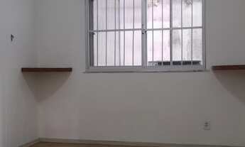 Imagem 5: BARRA - 3/4, 1 suíte, varanda, nascente, dependência completa. Área 98 m. valor R$ 410.00