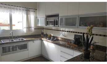 Imagem 5: Casa Alto Padrão com 4 dormitórios sendo 1 suíte