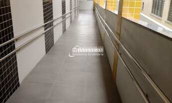 Imagem 2: Apartamento com 2 dormitório, suíte, sacada com churrasqueira, garagem e elevador