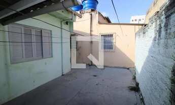 Imagem 3: Casa para Aluguel - Jardim Teresa, 1 Quarto, 35 m2