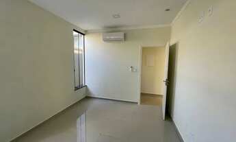 Imagem 3: CONDOMÍNIO FOREST HIL. Alugo casa na Parte Alta. com 3 suites, modulados e ar