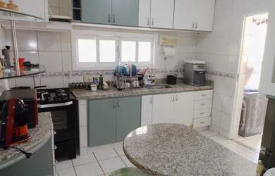 Imagem 7: Duplex em rua pública com 213m², na Cidade dos Funcionários