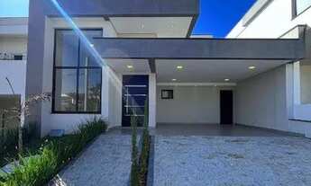 Imagem: Casa com 3 suítes no Xaxim