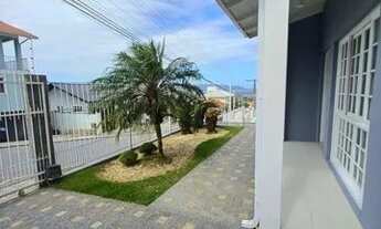 Imagem 3: S-Belíssima casa à venda no Centro Histórico de São José/SC