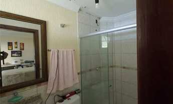 Imagem 6: Sobrado com 250m² frente livre para o verde