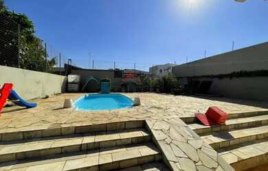 Imagem 2: Casa para alugar em Bairro Das Bandeiras de 268.00m² com 3 Quartos, 1 Suite e 2 Garagens