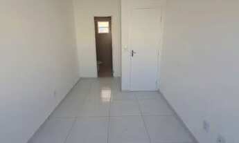 Imagem 5: Oportunidade Apartamento Com 02 Quartos No Araturi Sendo 1 Suite Com Banheiro. prontamente
