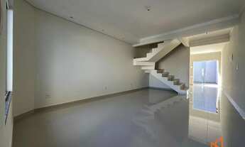 Imagem: Geminado com 02 suítes no bairro Itaum