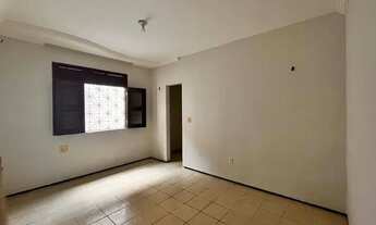 Imagem 2: Casa para venda possui 115 metros quadrados com 2 quartos em Campo Limpo - São Paulo - SP