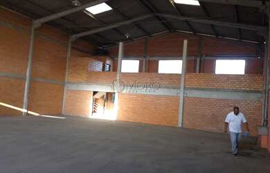 Imagem 3: BARRACÃO à venda com 600m² por R$ 1.800.000,00 no bairro Sábia - ARAUCÁRIA / PR