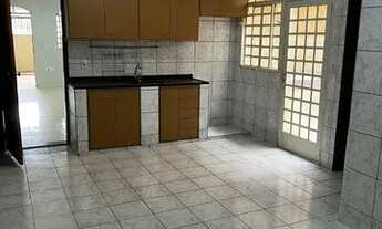 Imagem 2: Casa 4 quartos e andar na Qnq 5