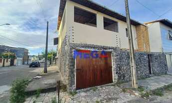 Imagem: Casa com 3 quartos no Bairro Bom Futuro