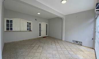 Imagem: Casa para venda possui 255 metros quadrados