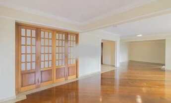 Imagem 6: Apartamento para aluguel tem 210 metros quadrados com 3 quartos