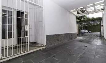 Imagem 5: Planalto Paulista Casa de 2 andares, no centro do terreno perto do Clube Syrio ,em Indian