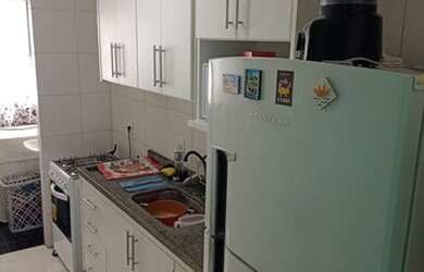 Imagem 2: Apartamento MOBILIADO, com 54 m², 2 quartos, vaga coberta e lazer completo. No centro de
