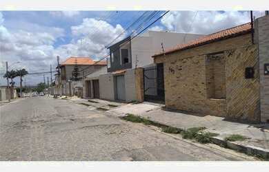 Imagem 2: Uma bela casa à venda no bairro das Três Irmãs